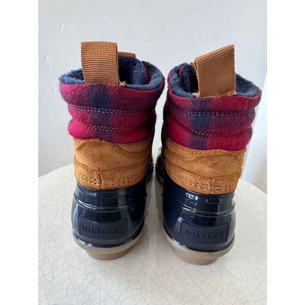 Tommy Hilfiger Navy and Tan Rubber Duck Rain Boots Faux-Fur Lined Plaid Size 7M - Picture 3 of 12